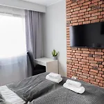 Apartment Nr 12 *